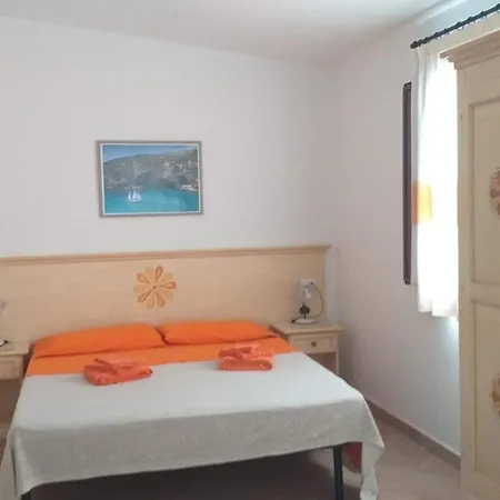 Vistamare Farm stay