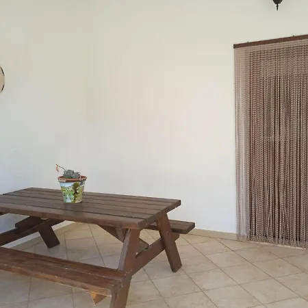 Vistamare Farm stay *