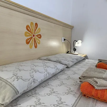 Vistamare Farm stay *