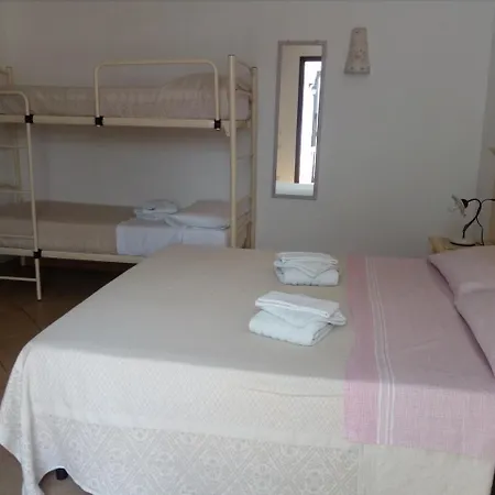 Vistamare Farm stay *